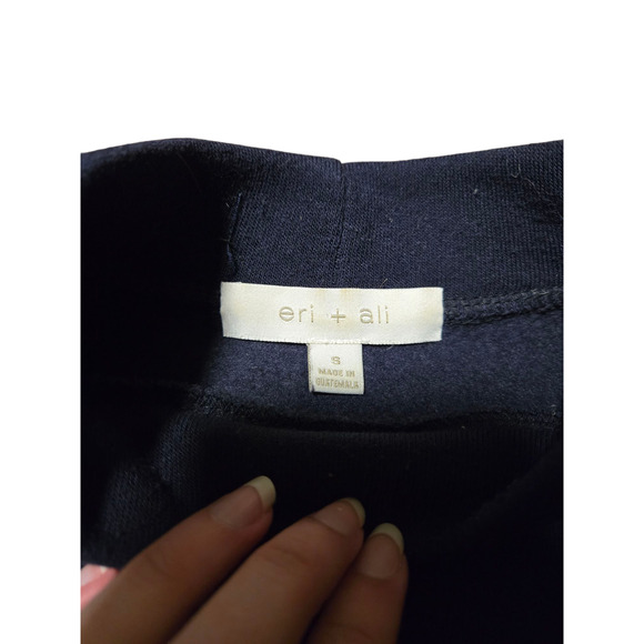 Eri + Ali black polyester high neckline top, size small - Picture 3 of 4